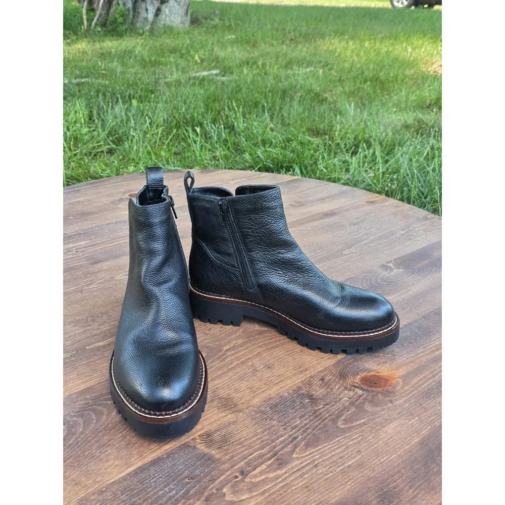 Size 7- Nordstrom Brand Chelsea Boots Women's Black